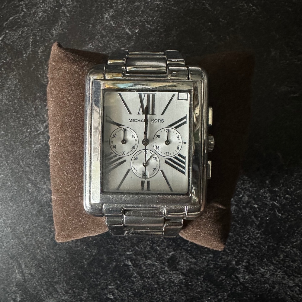 Michael Kor Bradley Slim Silver Watch EUC